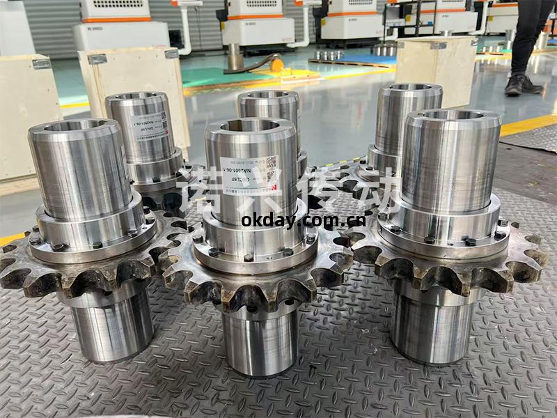 非標定制鼓形(xing)齒(chi)式聯(lian)軸器(qi)